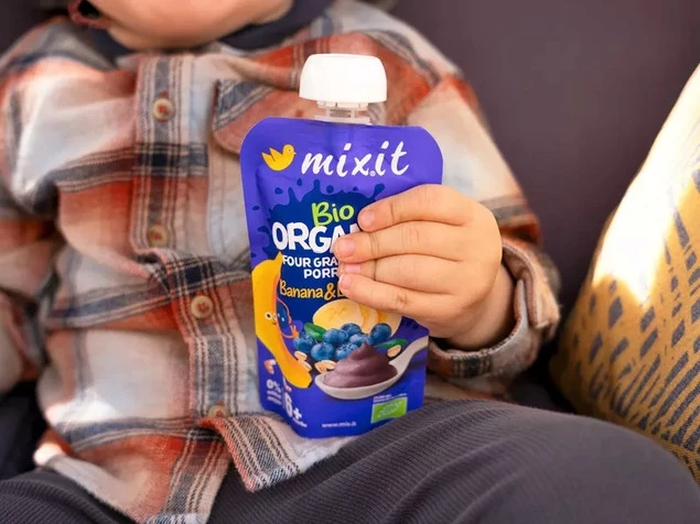 MIXIT BIO Kaszka Naturalna BANAN JAGODA Płatki Czteroziarniste 110g 6M+_3