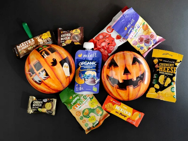 MIXIT Halloweenowa Dynia Pełna Łakoci HALLOWEEN Mix Smaków 9 Przekąsek 333g_2