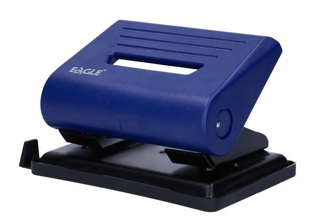 Poręczny Dziurkacz EAGLE 837 Niebieski 25 Kartek_3