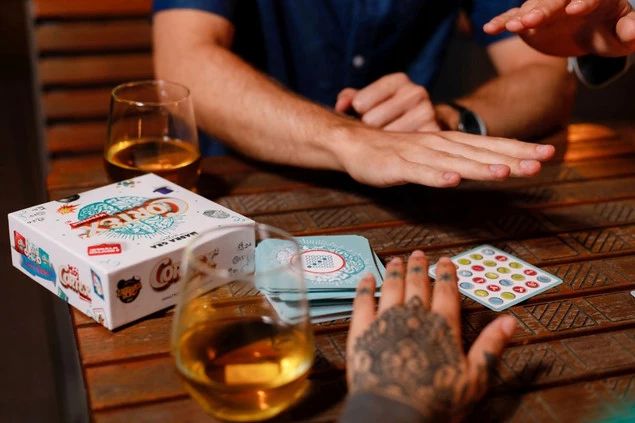 CORTEX Gra Planszowa Rozbudzająca Twoje Zmysły 2-6 Osób 8+ Rebel_13