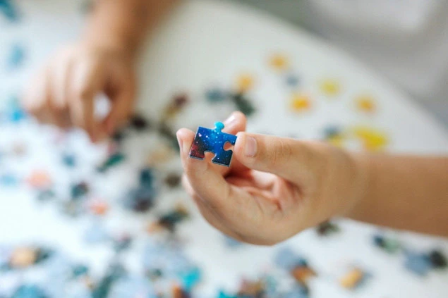 Puzzle 300 elementów Avengers Trefl obrazek