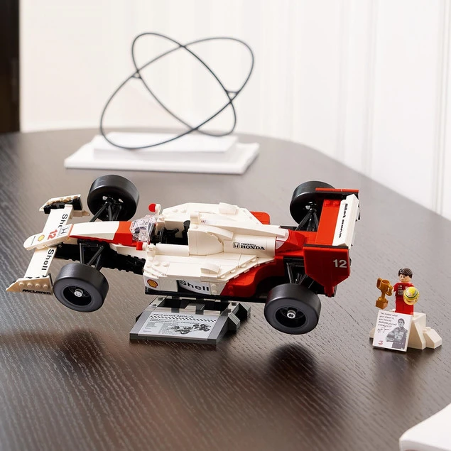 LEGO Icons 10330 Ayrton Senna