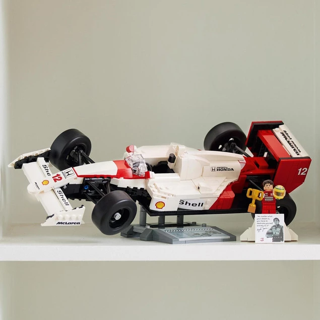LEGO Icons 10330 silnik V6 turbo