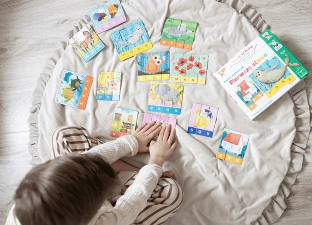 Puzzle edukacyjne Pierwsze słowa szczegóły
