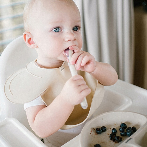 Elastyczna silikonowa łyżeczka beżowa Babyono 785/04_5