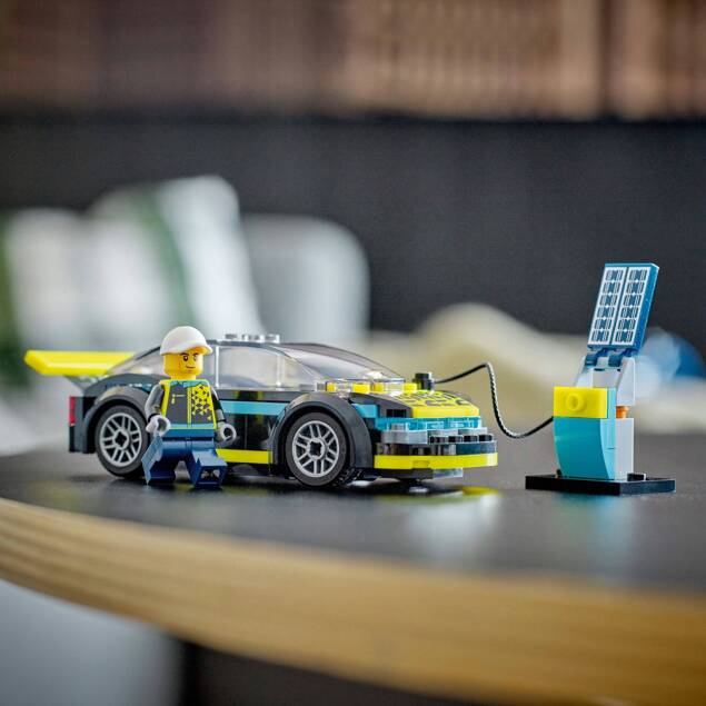 LEGO City Elektryczny Samochód Sportowy 95el. 5+ 60383_7