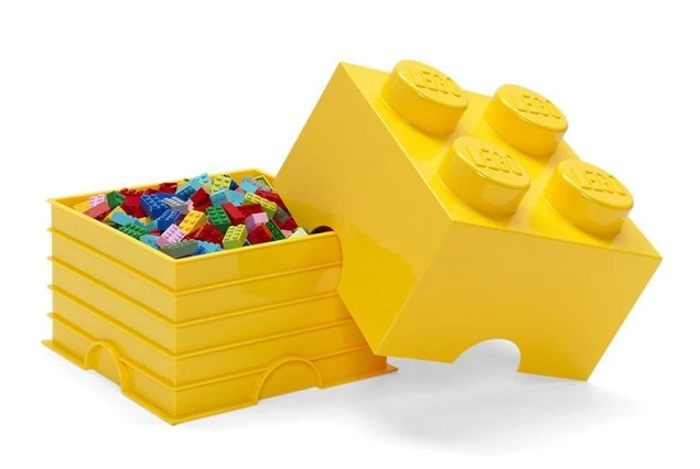 Pojemnik LEGO żółty klocek 4, idealny do przechowywania zabawek