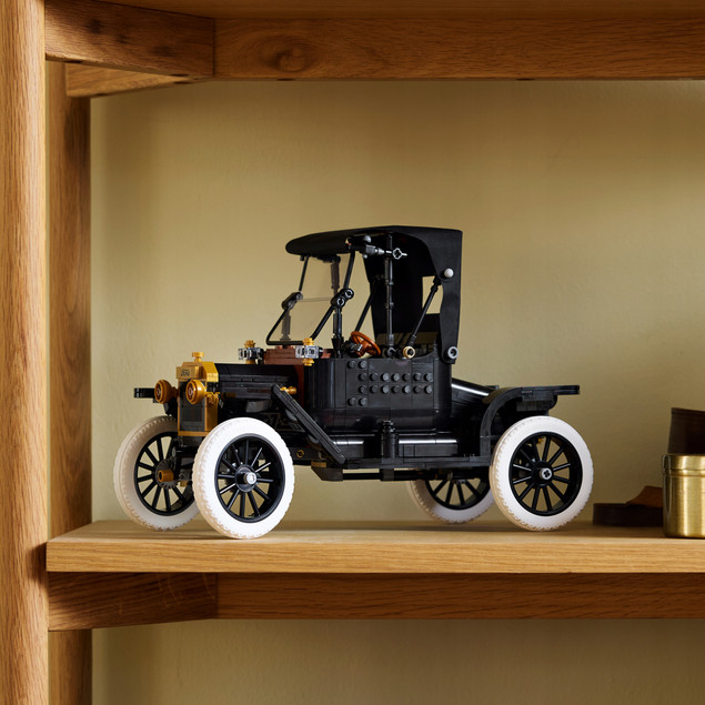 LEGO ICONS 11376 Ford Model T – Kolekcjonerski Model Zabytkowego Auta