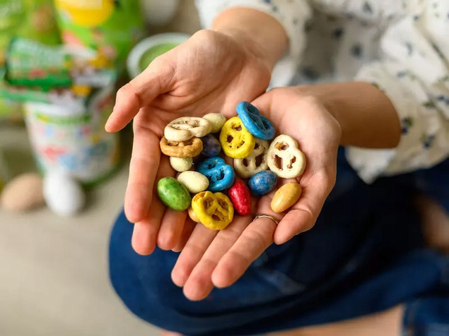 MIXIT Wielkanocne Precelki MIX SMAKÓW Kolorowe SŁONE 240g