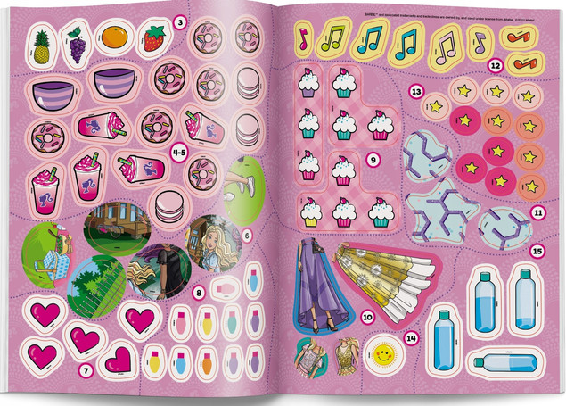 Barbie. Baw się Naklejkami Praca zbiorowa