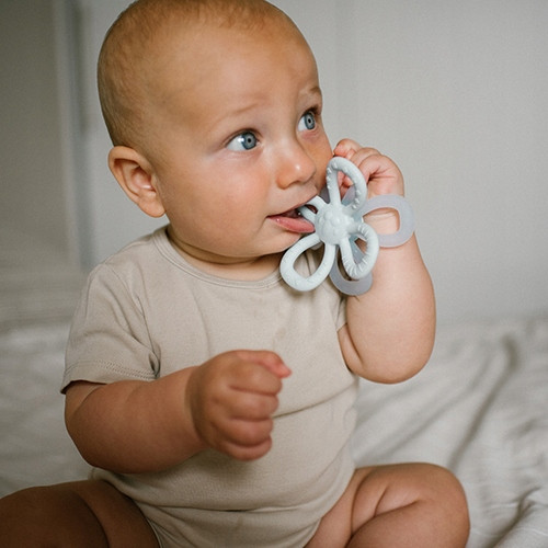Gryzak Silikonowy Kwiaty – Babyono