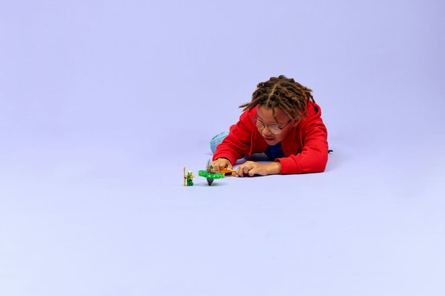 LEGO NINJAGO - Lloyd kontra ziemny potwór na spinnerze 71850
