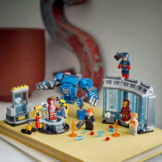 LEGO Marvel 76315 Laboratorium Iron Mana: Zbrojownia
