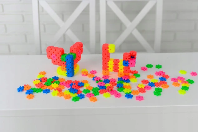 Klocki edukacyjne Meli Basic Neon Edu dla dzieci 3+