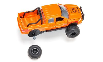 SIKU 2358 RAM 1500 z oponami balonowymi 1:50