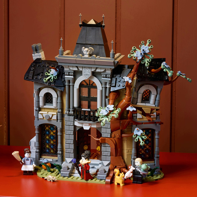 LEGO Icons 11383 Rezydencja Burmistrzyni — Dolina Północy