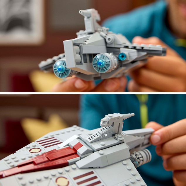 LEGO Star Wars 75404 Okręt Szturmowy klasy Acclamator – Kolekcjonerski Model dla Dorosłych