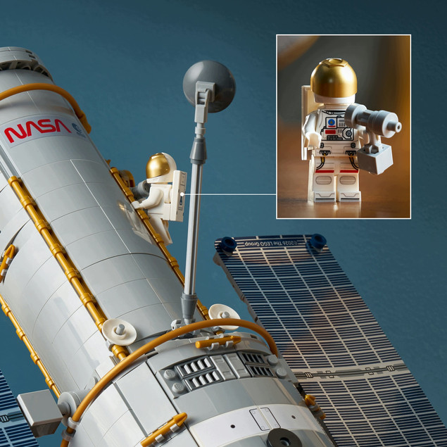 LEGO Icons 11382 Kosmiczny Teleskop Hubble’a – Model Kolekcjonerski dla Dorosłych