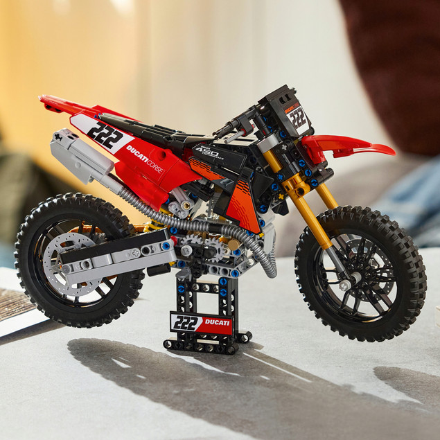 LEGO Technic 42238 Motocykl Ducati Desmo450 MX Factory – Zestaw Konstrukcyjny