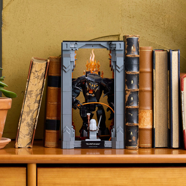 LEGO Icons Władca Pierścieni: Book Nook z Balrogiem 10367