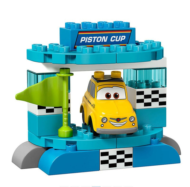 Wyścig o Złoty Tłok p3 Cars3 LEGO DUPLO 10857