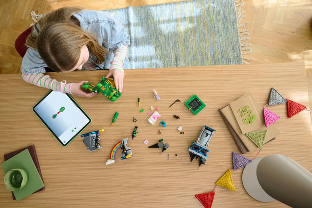 Klocki LEGO Wicked 75689 Emerald City & Kiamo Ko Castle Zamek – 860 El.