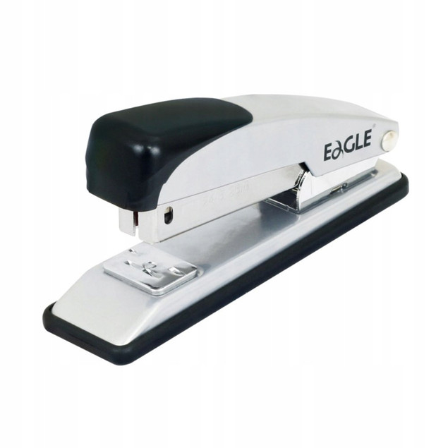 Poręczny Dziurkacz EAGLE 837 czarny 25 kartek