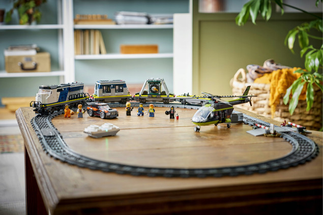 LEGO City 60508 Napad na Policyjny Pociąg Powered Up Zestaw Kolejowy Klocki dla Dzieci 7+