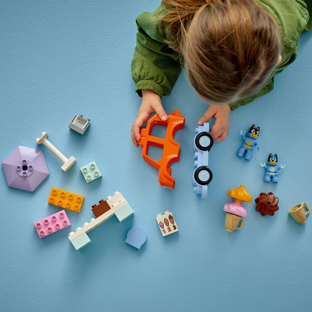 Klocki LEGO DUPLO Bluey i Wycieczka po lodach 10458 (22 el.)