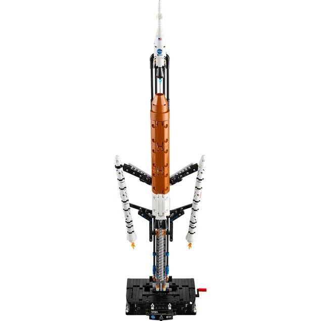 Klocki LEGO Technic Rakieta SLS NASA Artemis – Model Startowy Kosmiczny