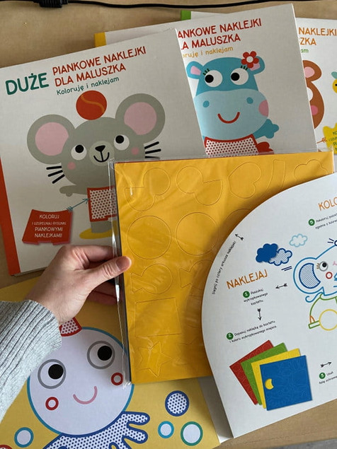 Duże piankowe naklejki dla maluszka. Kotek