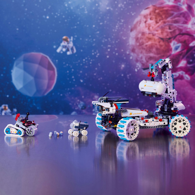 LEGO Technic Kosmiczny Łazik Księżycowy Lunar Outpost 42211 10+ 1082 el.