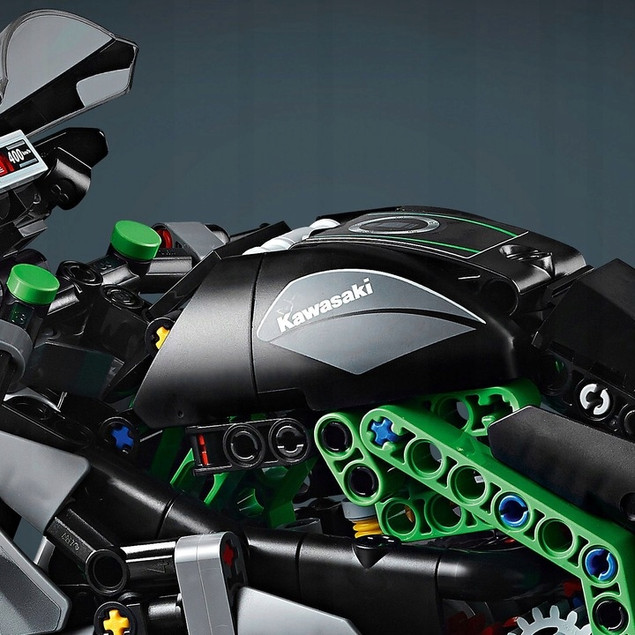 Lego TECHNIC 42170 Kawasaki Ninja H2R