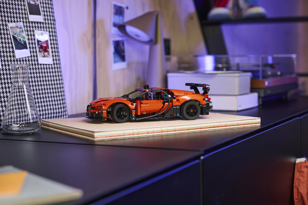 LEGO Technic 42222 Bugatti Chiron Pur Sport – Hipersamochód do Zbudowania