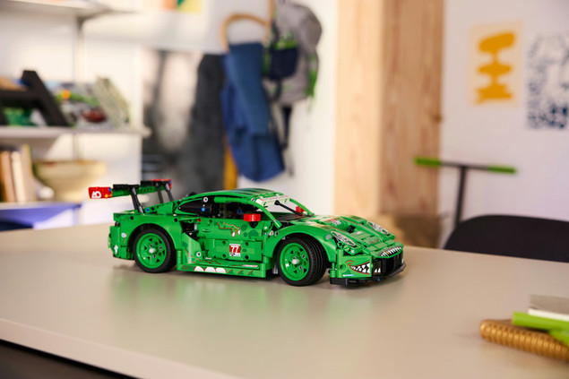 LEGO Technic 42224 Porsche 911 GT3 R REXY AO Racing – Wyścigowy Samochód T-Rex