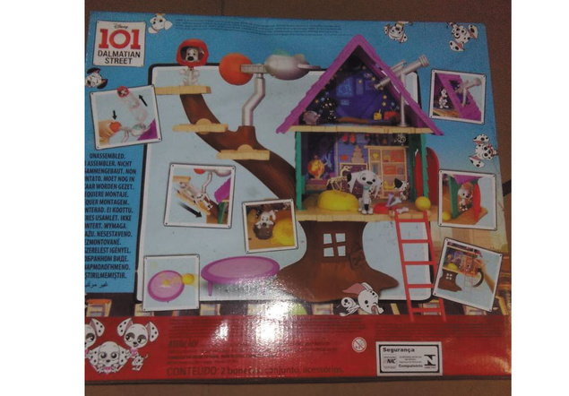 Mattel zestaw figurek 101 Dalmatyńczyków Domek na drzewie GDL88 OUTLET