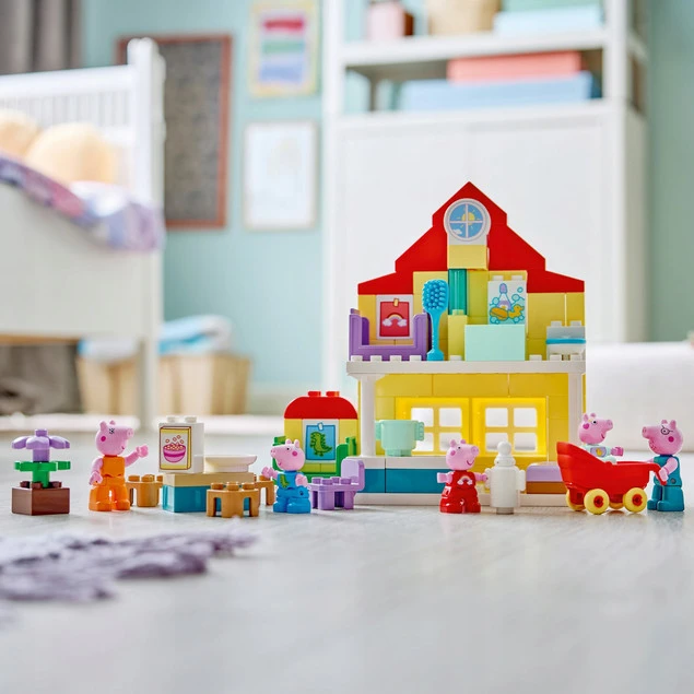 LEGO DUPLO Świnka Peppa Dom rodzinny 10467_4