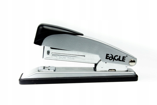 Zszywacz Do Kartek Biurowy Metalowy 24/6 CZARNY Eagle