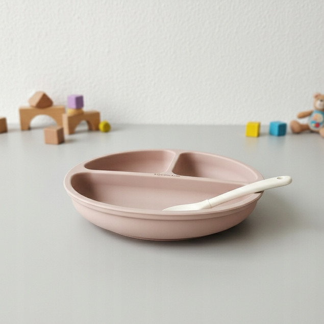 BOCIOLAND Talerzyk silikonowy z podziałką i przyssawkami RÓŻOWY MISECZKA