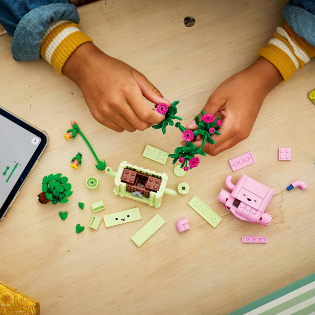 Tytuł
LEGO Botanicals 11506 Kołyszące się Roślinki | Zbuduj i Kołysz!