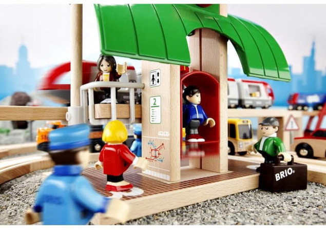 BRIO WORLD 33512 Zestaw podróżny z przełącznikiem