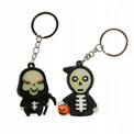 Świecący w ciemności halloweenowy brelok