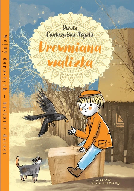 Drewniana walizka Dorota Combrzyńska-Nogala