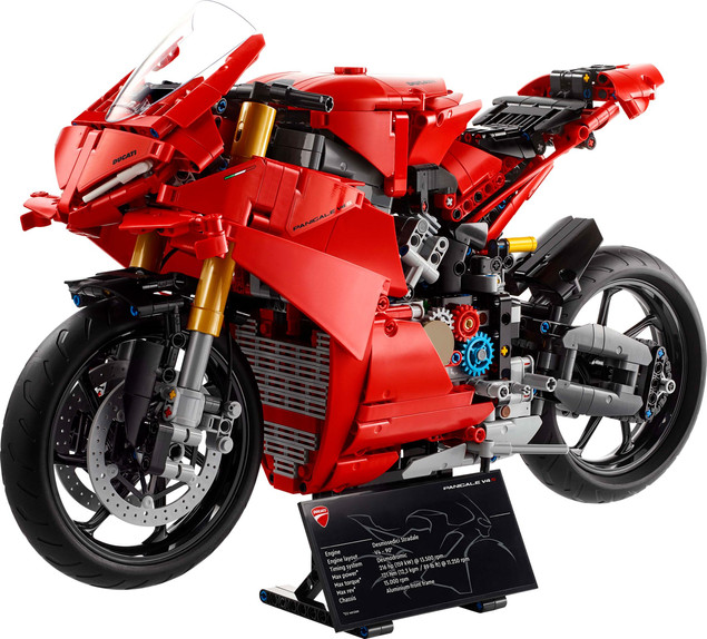 Klocki LEGO Technic motocykl Ducati Panigale V4 S 42202 1:5 1603 elementów