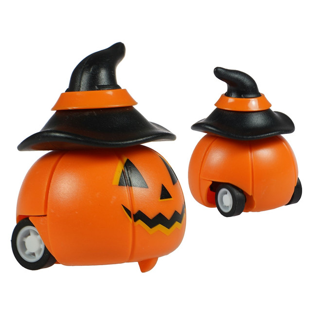 Halloweenowe jeżdżące figurki