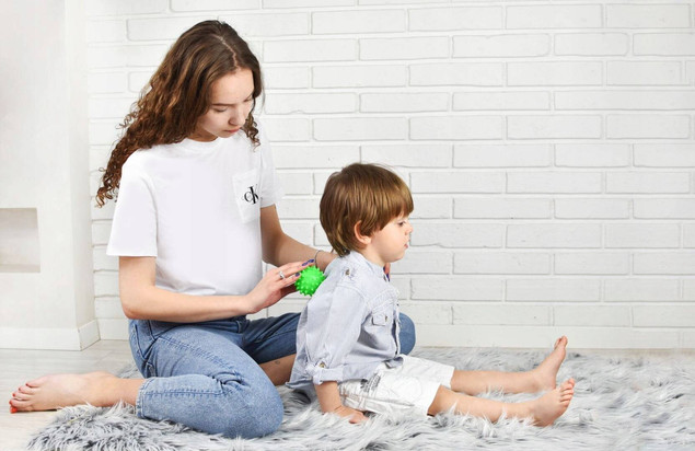 Mom's Care Piłeczki Sensoryczne Sensorky Do Masażu 5szt 0M+ Hencz Toys
