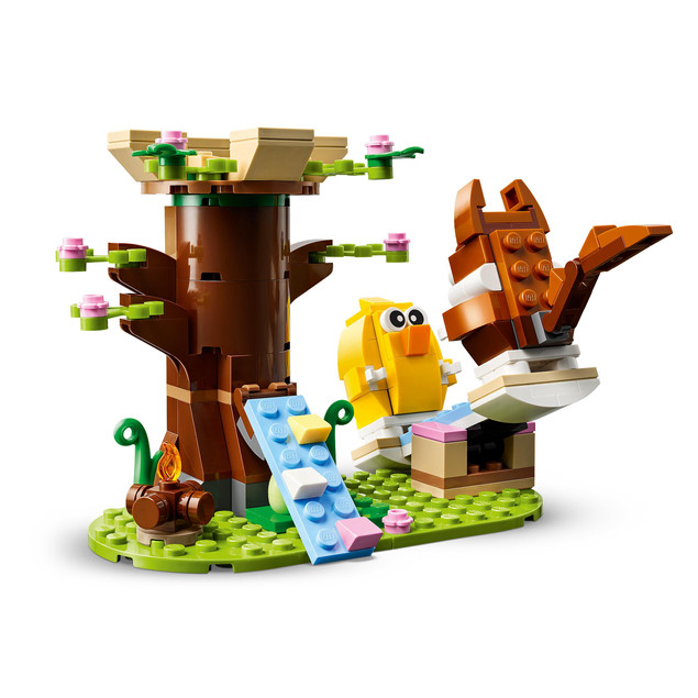 LEGO 40709 Wiosenny Plac Zabaw dla Zwierzątek: Wiewiórka, Ptak i Pisanki