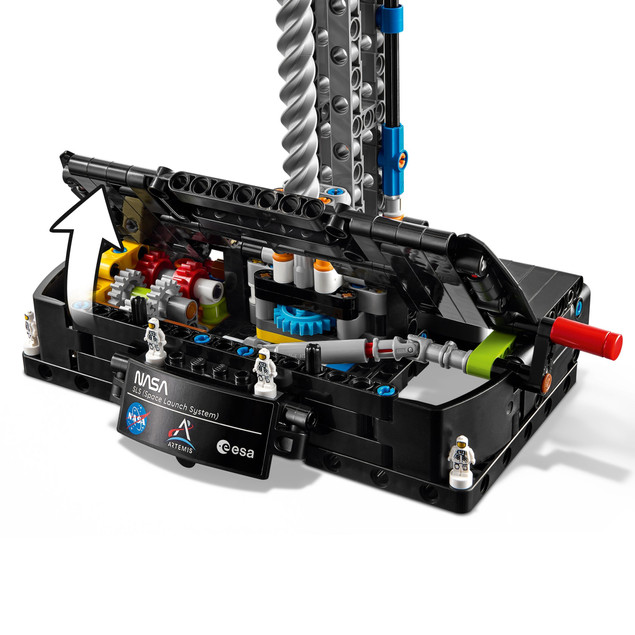 Klocki LEGO Technic Rakieta SLS NASA Artemis – Model Startowy Kosmiczny 632 el.