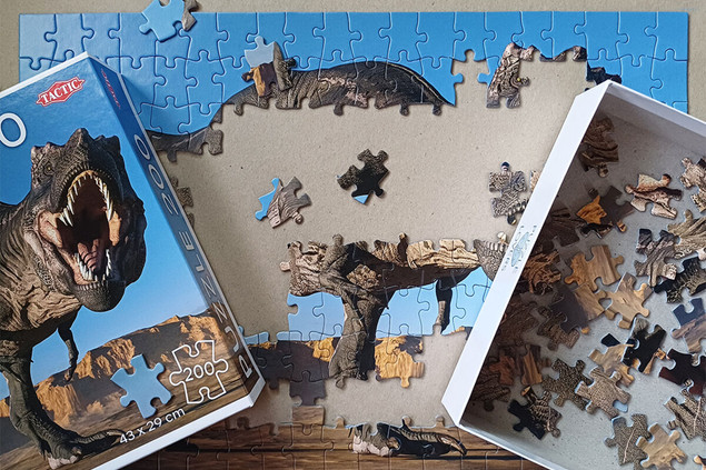 Puzzle Tactic 200 elementów Tyrannosaurus Rex Dinozaur