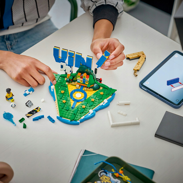 LEGO® Edycja Vini Jr. 43027: Piłkarskie Chwile Chwały